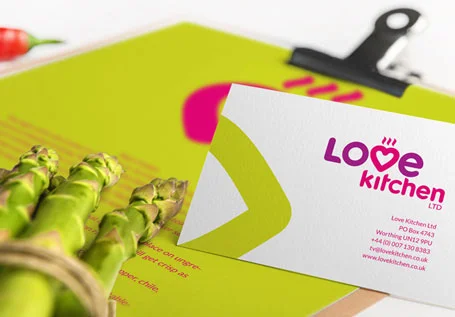 Corporate Identity dla platformy kulinarnej Love Kitchen